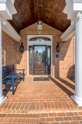 315 Whispering Brook Drive, Nicholasville, KY 40356