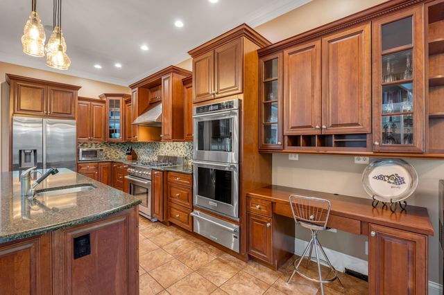 315 Whispering Brook Drive, Nicholasville, KY 40356