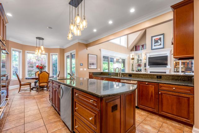 315 Whispering Brook Drive, Nicholasville, KY 40356