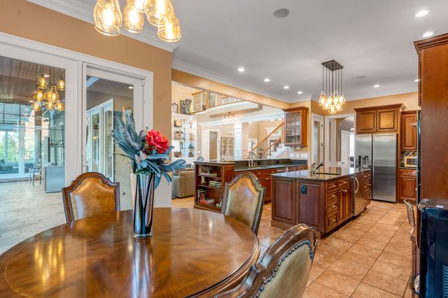 315 Whispering Brook Drive, Nicholasville, KY 40356