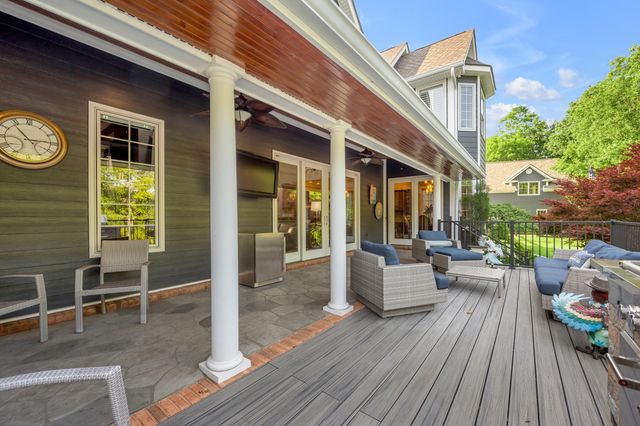 315 Whispering Brook Drive, Nicholasville, KY 40356