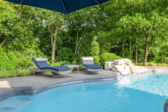 315 Whispering Brook Drive, Nicholasville, KY 40356