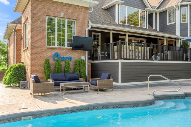 315 Whispering Brook Drive, Nicholasville, KY 40356