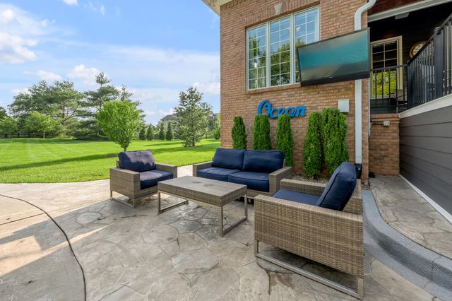 315 Whispering Brook Drive, Nicholasville, KY 40356