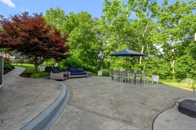 315 Whispering Brook Drive, Nicholasville, KY 40356