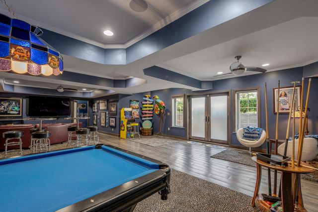 315 Whispering Brook Drive, Nicholasville, KY 40356