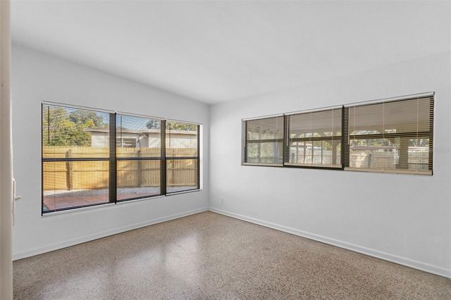 124 W WOODLAND DRIVE, Sanford, FL 32773