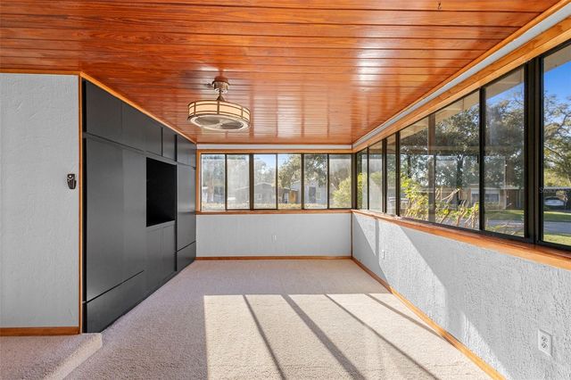 124 W WOODLAND DRIVE, Sanford, FL 32773