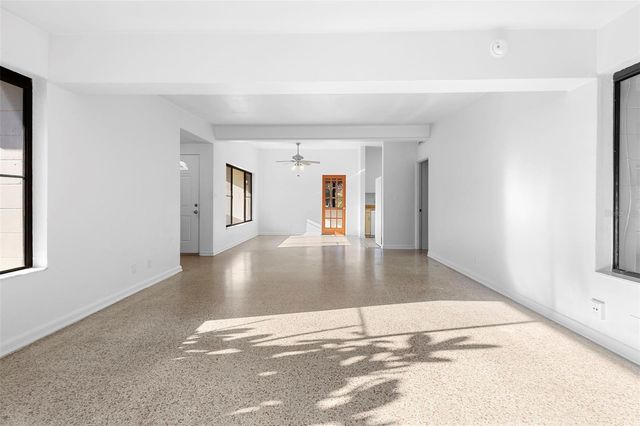 124 W WOODLAND DRIVE, Sanford, FL 32773