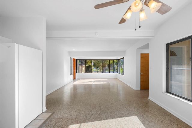 124 W WOODLAND DRIVE, Sanford, FL 32773