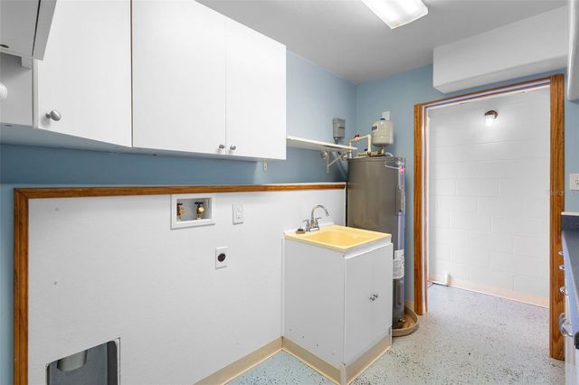 124 W WOODLAND DRIVE, Sanford, FL 32773