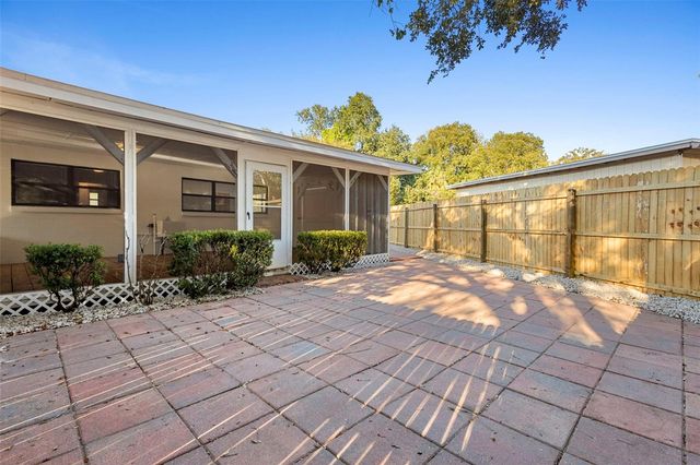 124 W WOODLAND DRIVE, Sanford, FL 32773