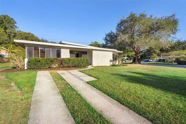 124 W WOODLAND DRIVE, Sanford, FL 32773