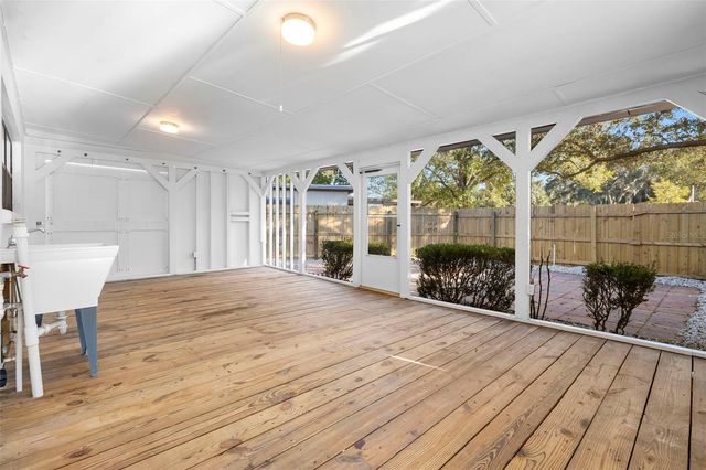 124 W WOODLAND DRIVE, Sanford, FL 32773