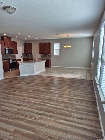 1323 Hawk Ct, San Antonio, TX 78245