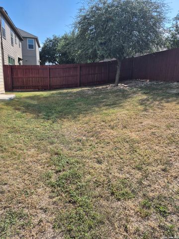 1323 Hawk Ct, San Antonio, TX 78245