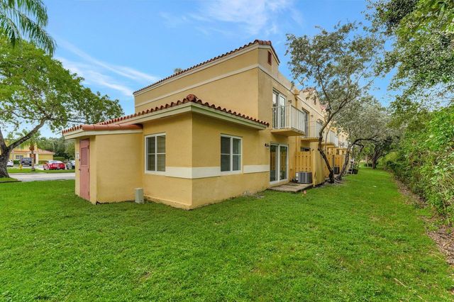 3832 NW 90th Avenue 3832, Sunrise, FL 33351
