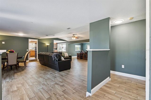 120 E CUMBERLAND CIRCLE, Longwood, FL 32779