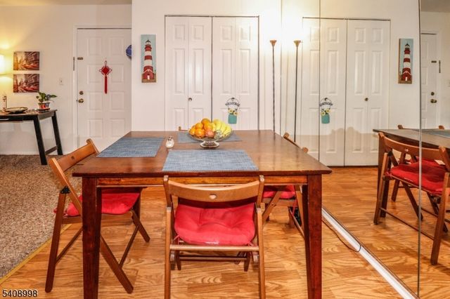 62 Haverhill Pl, Franklin Twp., NJ 08873