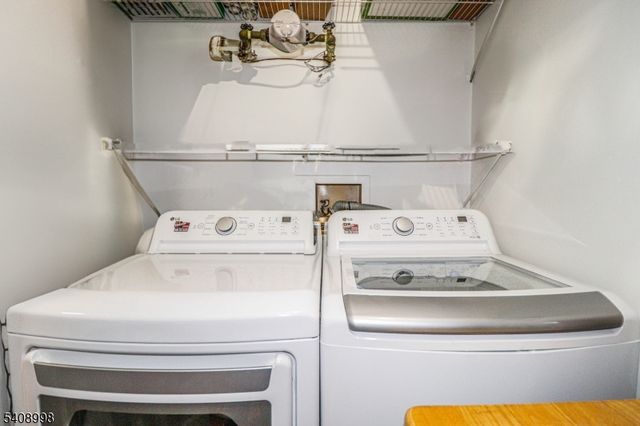 62 Haverhill Pl, Franklin Twp., NJ 08873