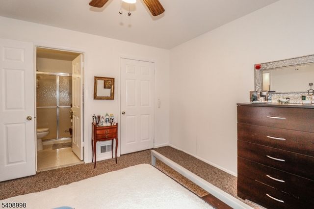 62 Haverhill Pl, Franklin Twp., NJ 08873