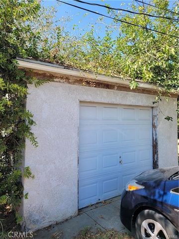 1202 W 11th, San Bernardino, CA 92411