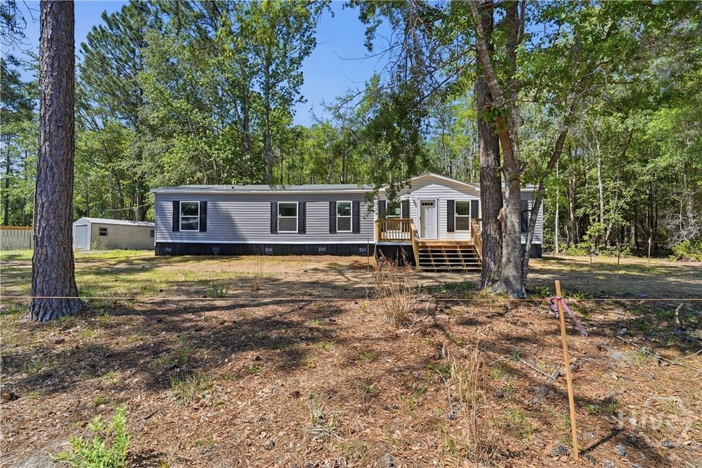 744 Live Oak Church Road, Hinesville, GA 31313