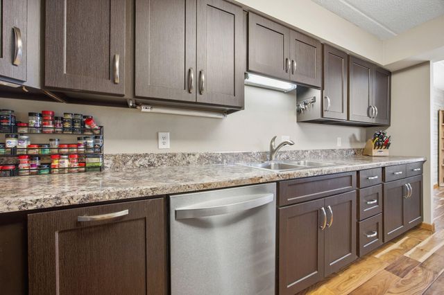 105 3rd Street N 601, Moorhead, MN 56560