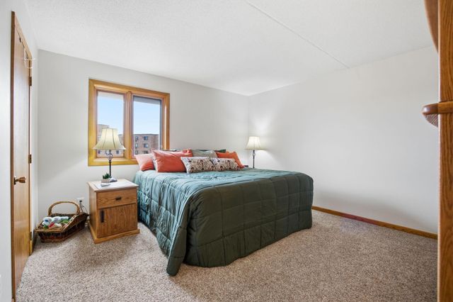 105 3rd Street N 601, Moorhead, MN 56560