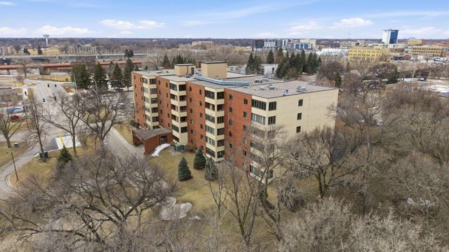 105 3rd Street N 601, Moorhead, MN 56560