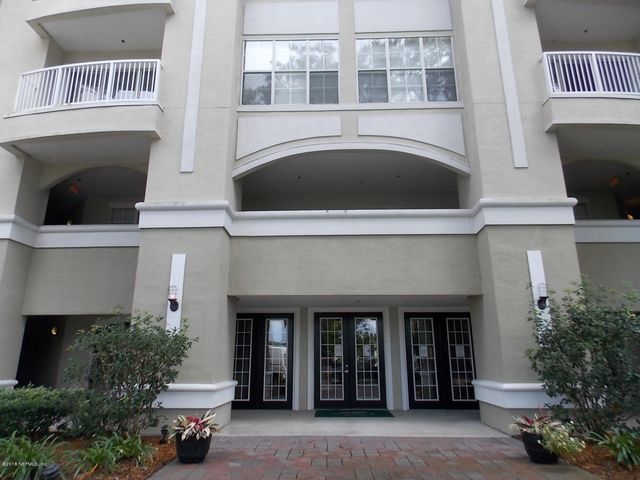 8290 GATE Parkway W 1017, Jacksonville, FL 32216