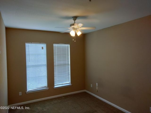 8290 GATE Parkway W 1017, Jacksonville, FL 32216