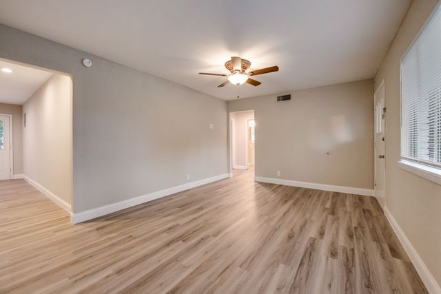 3912 Lakewood Drive, Lake Worth, TX 76135