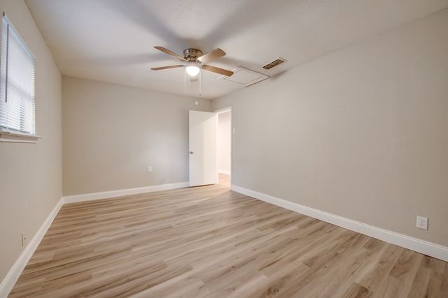 3912 Lakewood Drive, Lake Worth, TX 76135