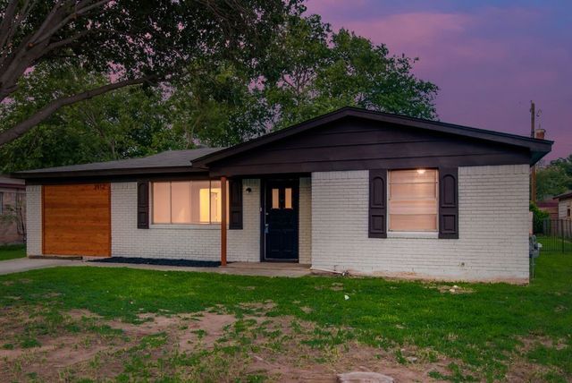 3912 Lakewood Drive, Lake Worth, TX 76135