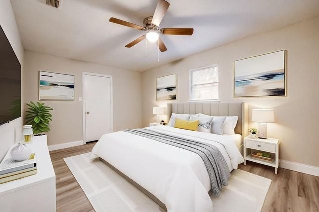 3912 Lakewood Drive, Lake Worth, TX 76135