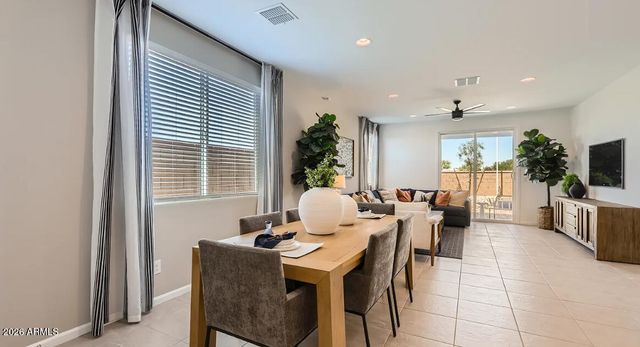9735 W WELDON Avenue, Phoenix, AZ 85037