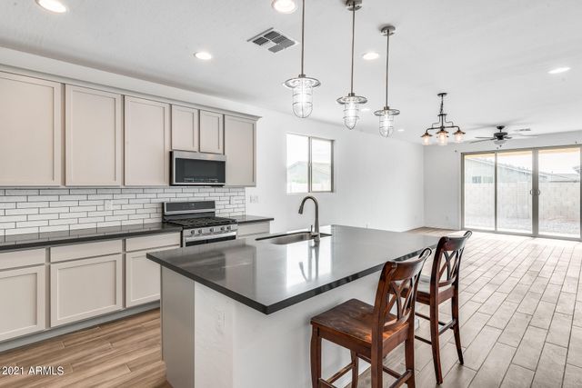 13329 W LARIAT Lane, Peoria, AZ 85383