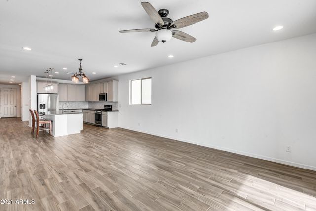 13329 W LARIAT Lane, Peoria, AZ 85383