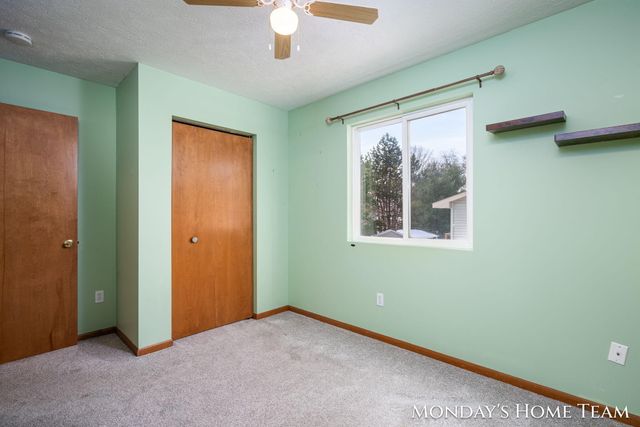 3334 Hazelnut Drive Nw, City Of Grand Rapids, MI 49504