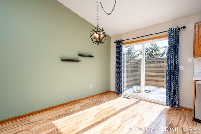 3334 Hazelnut Drive Nw, City Of Grand Rapids, MI 49504