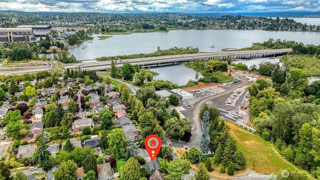 2463 26th Avenue E, Seattle, WA 98112