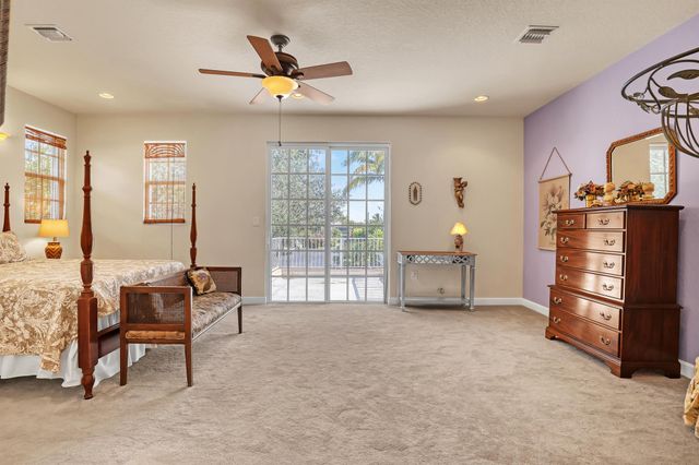 2560 NE 11th Street, Pompano Beach, FL 33062