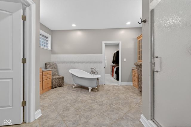 14555 Geist Ridge Drive, Fishers, IN 46040