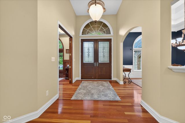 14555 Geist Ridge Drive, Fishers, IN 46040