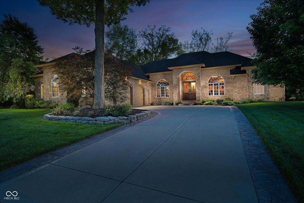 14555 Geist Ridge Drive, Fishers, IN 46040