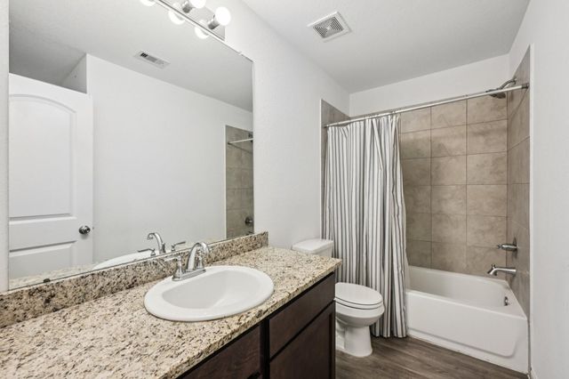 852 Road 5138, Cleveland, TX 77327