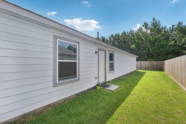 852 Road 5138, Cleveland, TX 77327