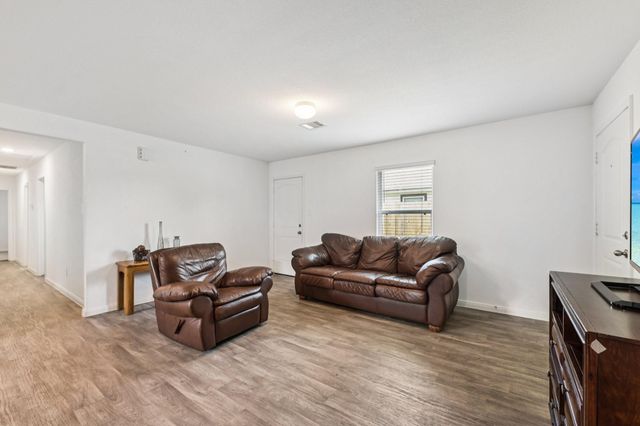 852 Road 5138, Cleveland, TX 77327