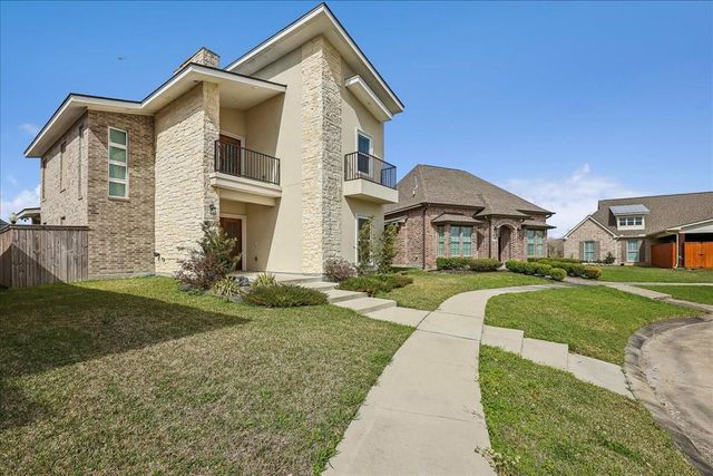 7722 Pond Circle, Beaumont, TX 77707
